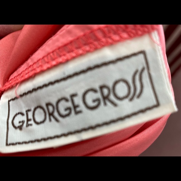 George Gross peach firm satin top with chiffon ruffles size 10 in as new cond. - Picture 4 of 5